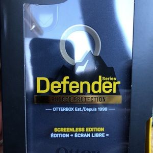iPhone XR Defender Case